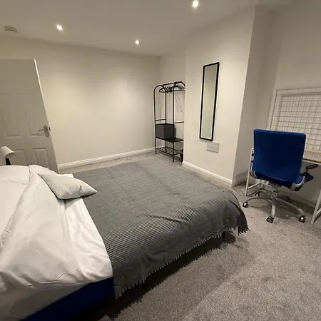 Causeway 4 Bedroom House Casa vacanze *