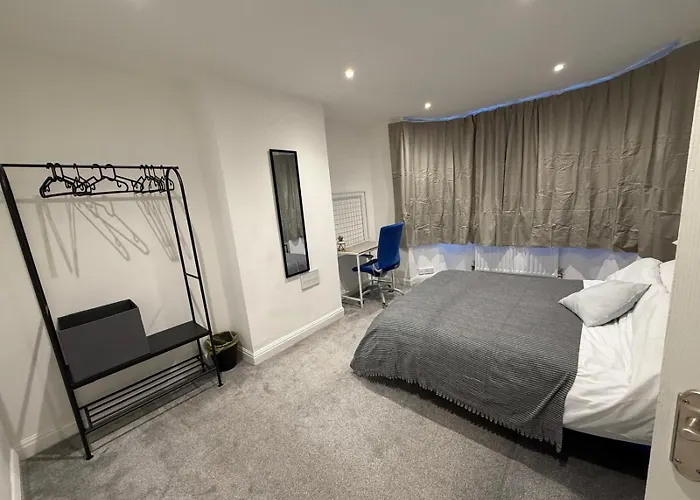 בית נופש Causeway 4 Bedroom House *