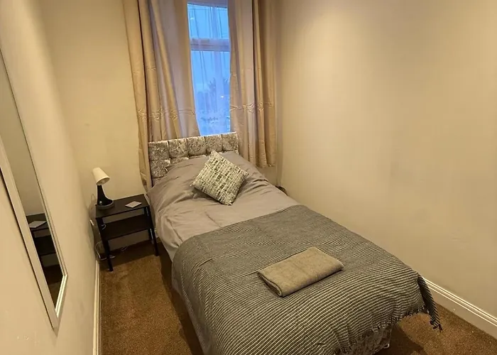 Causeway 4 Bedroom House *